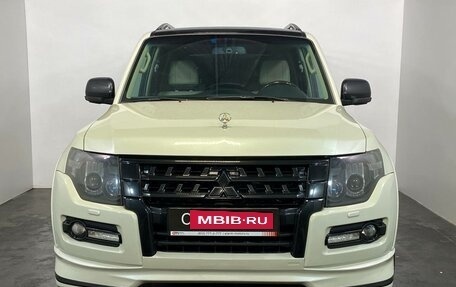 Mitsubishi Pajero IV, 2019 год, 3 649 000 рублей, 2 фотография