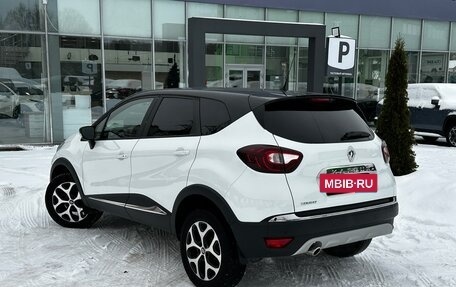 Renault Kaptur I рестайлинг, 2017 год, 1 355 000 рублей, 2 фотография