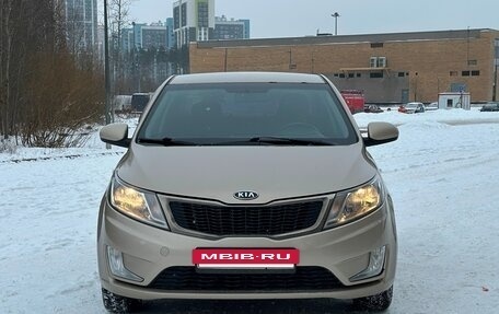 KIA Rio III рестайлинг, 2012 год, 695 000 рублей, 2 фотография