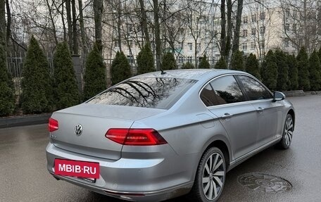 Volkswagen Passat B8 рестайлинг, 2018 год, 2 800 000 рублей, 5 фотография