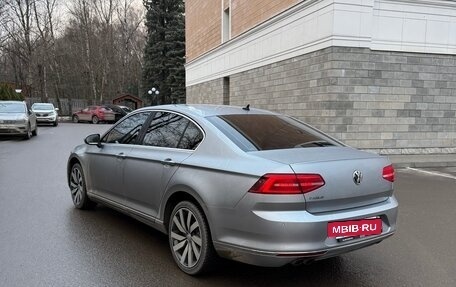 Volkswagen Passat B8 рестайлинг, 2018 год, 2 800 000 рублей, 4 фотография