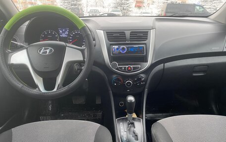 Hyundai Solaris II рестайлинг, 2011 год, 745 000 рублей, 9 фотография