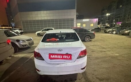 Hyundai Solaris II рестайлинг, 2013 год, 550 000 рублей, 8 фотография