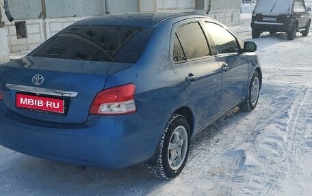 Toyota Yaris III рестайлинг, 2007 год, 727 000 рублей, 1 фотография