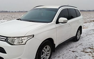 Mitsubishi Outlander III рестайлинг 3, 2013 год, 2 050 000 рублей, 1 фотография