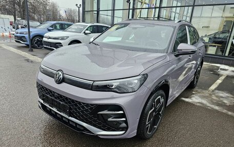 Volkswagen Tiguan, 2024 год, 6 175 000 рублей, 1 фотография