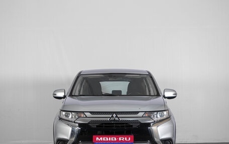 Mitsubishi Outlander III рестайлинг 3, 2021 год, 2 349 000 рублей, 1 фотография