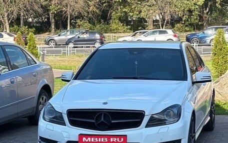 Mercedes-Benz C-Класс, 2013 год, 1 930 000 рублей, 1 фотография