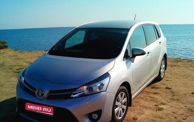 Toyota Verso I, 2013 год, 1 300 000 рублей, 1 фотография