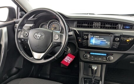 Toyota Corolla, 2015 год, 1 350 000 рублей, 24 фотография