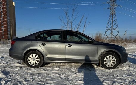 Volkswagen Jetta VI, 2015 год, 1 365 000 рублей, 2 фотография