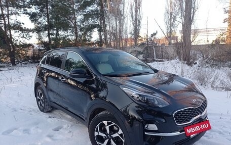 KIA Sportage IV рестайлинг, 2020 год, 2 450 000 рублей, 6 фотография