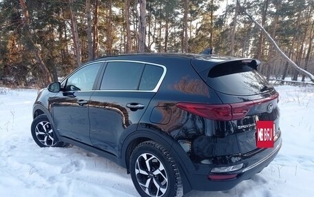 KIA Sportage IV рестайлинг, 2020 год, 2 450 000 рублей, 4 фотография