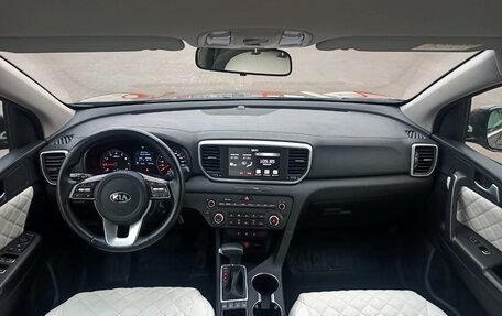 KIA Sportage IV рестайлинг, 2020 год, 2 450 000 рублей, 23 фотография