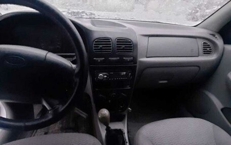 KIA Rio II, 2002 год, 250 000 рублей, 3 фотография