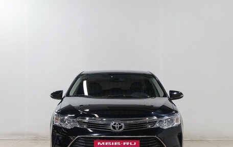 Toyota Camry, 2017 год, 2 299 000 рублей, 2 фотография