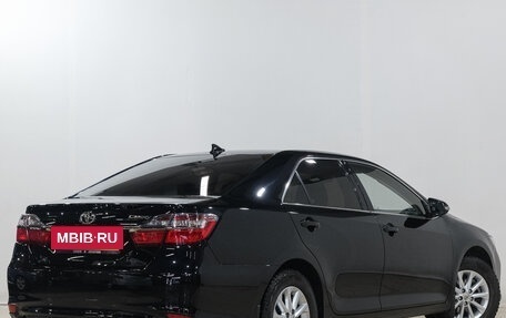 Toyota Camry, 2017 год, 2 299 000 рублей, 6 фотография