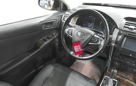 Toyota Camry, 2017 год, 2 299 000 рублей, 9 фотография