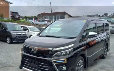 Toyota Voxy III, 2019 год, 2 850 000 рублей, 1 фотография