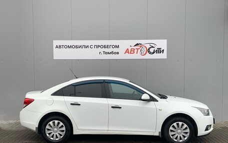 Chevrolet Cruze II, 2010 год, 830 000 рублей, 4 фотография