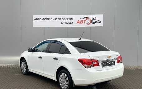 Chevrolet Cruze II, 2010 год, 830 000 рублей, 7 фотография