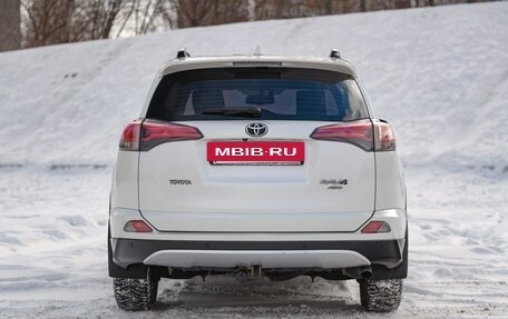 Toyota RAV4, 2016 год, 2 650 000 рублей, 2 фотография