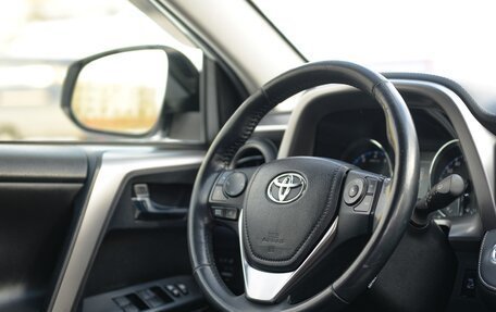 Toyota RAV4, 2016 год, 2 650 000 рублей, 14 фотография