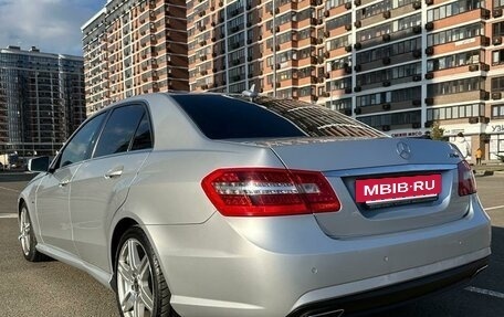 Mercedes-Benz E-Класс, 2012 год, 1 750 000 рублей, 2 фотография