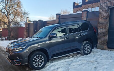 Toyota Land Cruiser Prado 150 рестайлинг 2, 2019 год, 4 150 000 рублей, 4 фотография