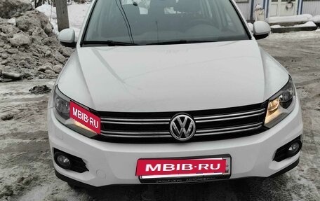 Volkswagen Tiguan I, 2015 год, 1 850 000 рублей, 6 фотография