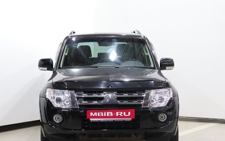 Mitsubishi Pajero IV, 2013 год, 2 430 000 рублей, 2 фотография