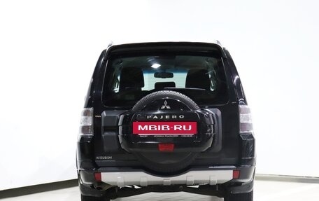 Mitsubishi Pajero IV, 2013 год, 2 430 000 рублей, 6 фотография