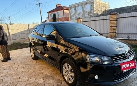 Volkswagen Polo VI (EU Market), 2015 год, 845 000 рублей, 2 фотография