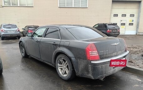 Chrysler 300C II, 2006 год, 1 300 000 рублей, 5 фотография