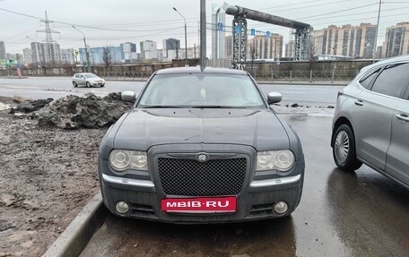 Chrysler 300C II, 2006 год, 1 300 000 рублей, 3 фотография