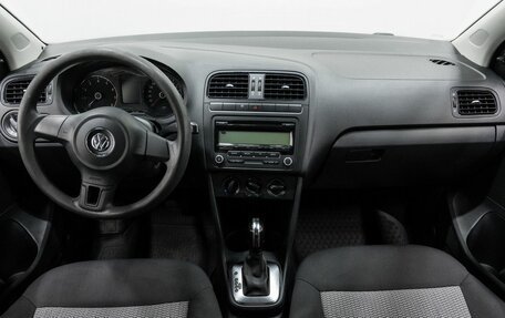 Volkswagen Polo VI (EU Market), 2011 год, 599 000 рублей, 11 фотография