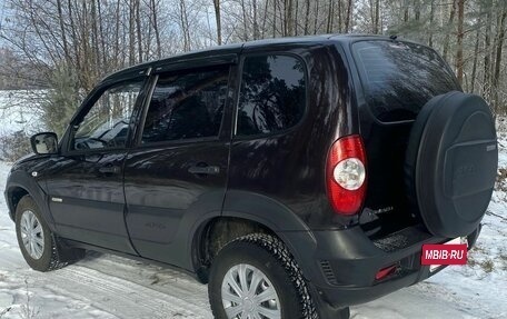 Chevrolet Niva I рестайлинг, 2013 год, 530 000 рублей, 5 фотография