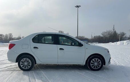 Renault Logan II, 2018 год, 790 000 рублей, 3 фотография