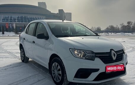 Renault Logan II, 2018 год, 790 000 рублей, 4 фотография