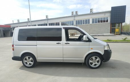 Volkswagen Transporter T5 рестайлинг, 2004 год, 900 000 рублей, 5 фотография