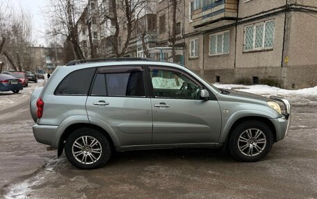 Toyota RAV4, 2005 год, 850 000 рублей, 3 фотография