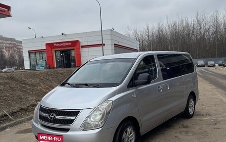 Hyundai Grand Starex Grand Starex I рестайлинг 2, 2008 год, 1 450 000 рублей, 13 фотография