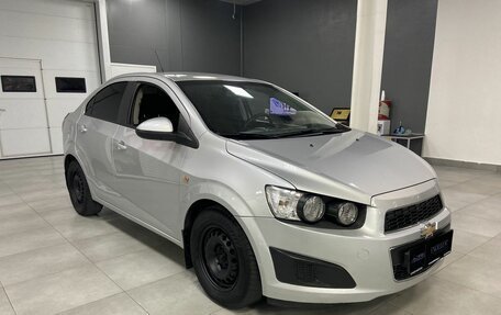 Chevrolet Aveo III, 2013 год, 895 000 рублей, 3 фотография