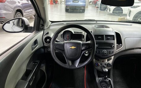 Chevrolet Aveo III, 2013 год, 895 000 рублей, 10 фотография