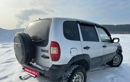 Chevrolet Niva I рестайлинг, 2006 год, 320 000 рублей, 8 фотография