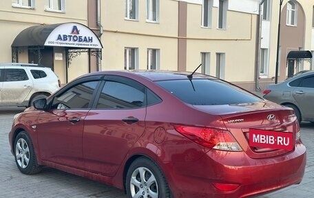 Hyundai Solaris II рестайлинг, 2013 год, 850 000 рублей, 7 фотография