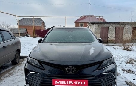 Toyota Camry, 2023 год, 4 230 000 рублей, 2 фотография