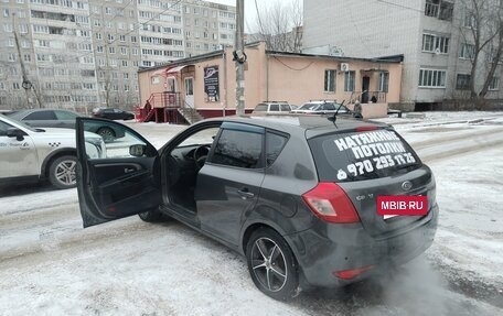 KIA cee'd I рестайлинг, 2011 год, 750 000 рублей, 10 фотография