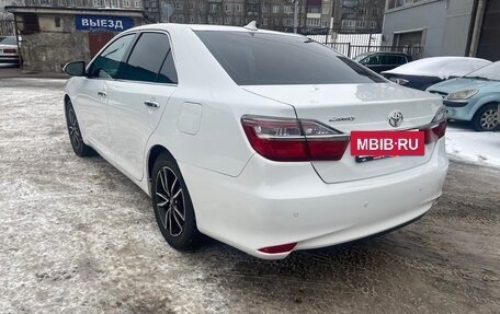 Toyota Camry, 2018 год, 2 630 000 рублей, 3 фотография