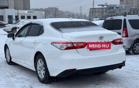 Toyota Camry, 2019 год, 2 229 000 рублей, 6 фотография